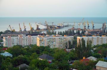 Подрядчики 10 регионов-шефов восстанавливают объекты в ДНР