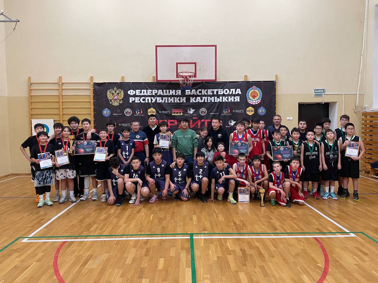 #* Подборка интересных новостей из регионов к этому часу