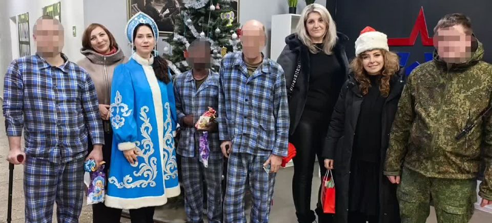 в аботе. Продолжаем дарить праздничное настроение нашим защитникам