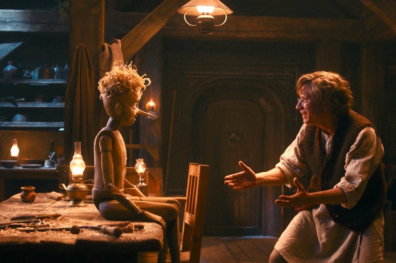 Новая жизнь старой сказки: фильм "Буратино" собрал за новогодние каникулы более 2 млрд рублей