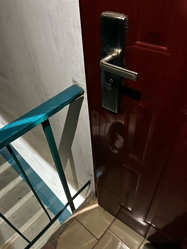 Стражи правопорядка задержали жителя Тореза за повреждение чужого имущества