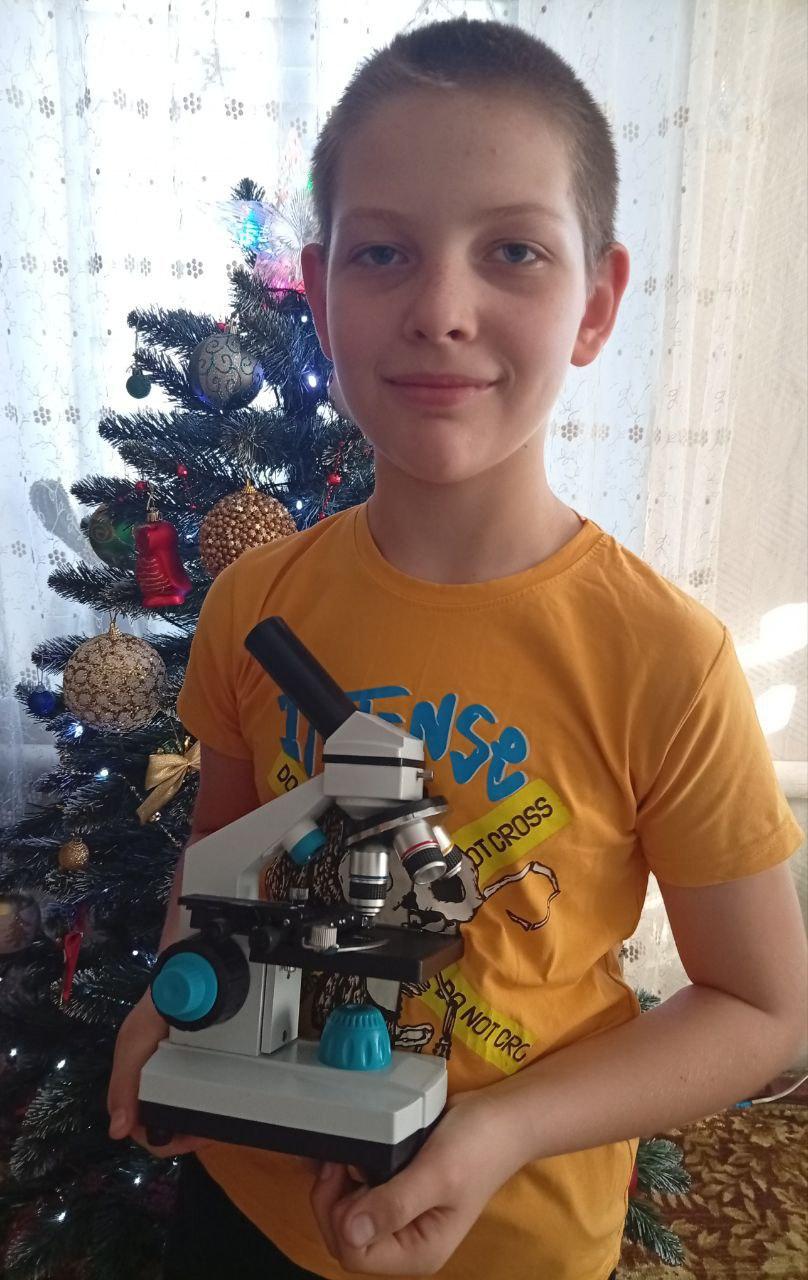 Губернатор Смоленской области Василий Анохин исполнил мечту юного жителя Мангушского округа