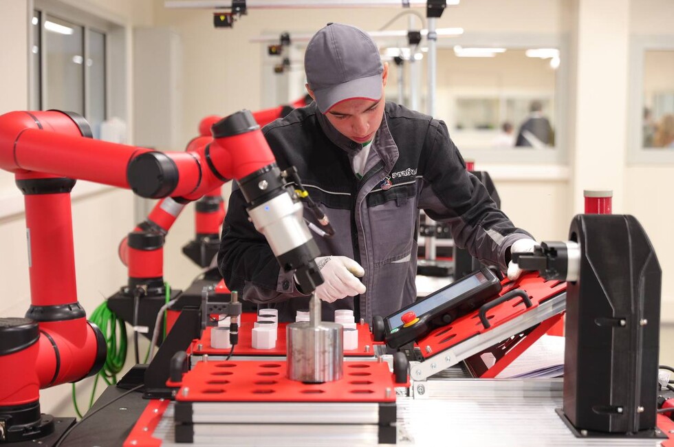 В регионах России стартовал этап чемпионата «Профессионалы». Что это и о чем