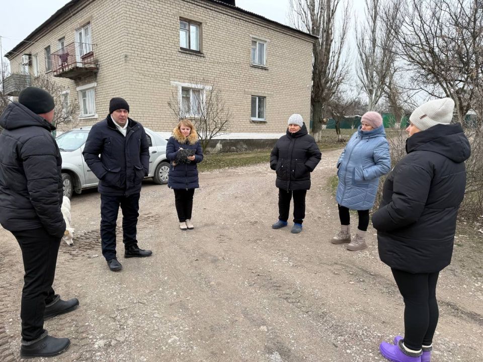 �������, 13 ������, � ������ ������� ��������� ��� ������� �����߻, ���������� ������� � �������� ����� �������������� �. �������