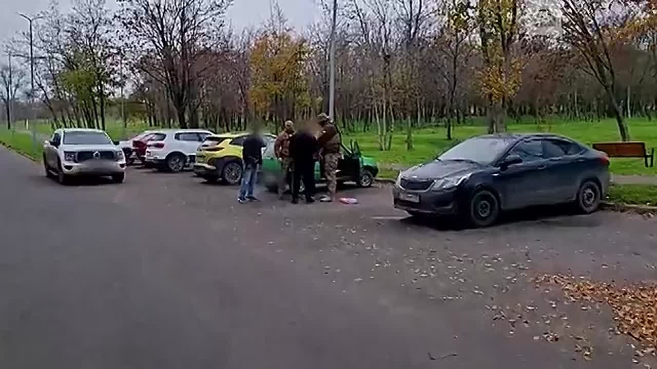 Дело о госизмене завели против 17-летнего жителя Мариуполя, который работал на военную разведку Киева