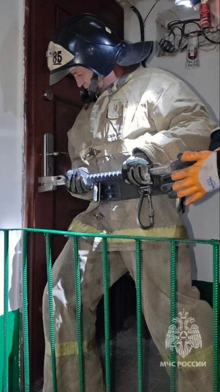 Дети за дверью: помощь от МЧС Роccии