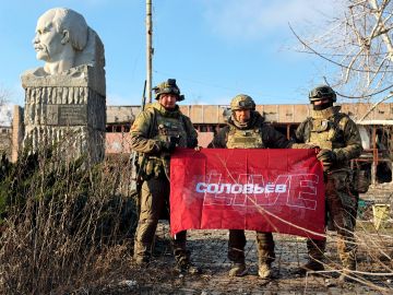 Встретил Старый Новый год вместе с командиром легендарной 5-ой отдельной гвардейской мотострелковой бригады имени Александра Захарченко и его героическими бойцами в русском городе Димитрове