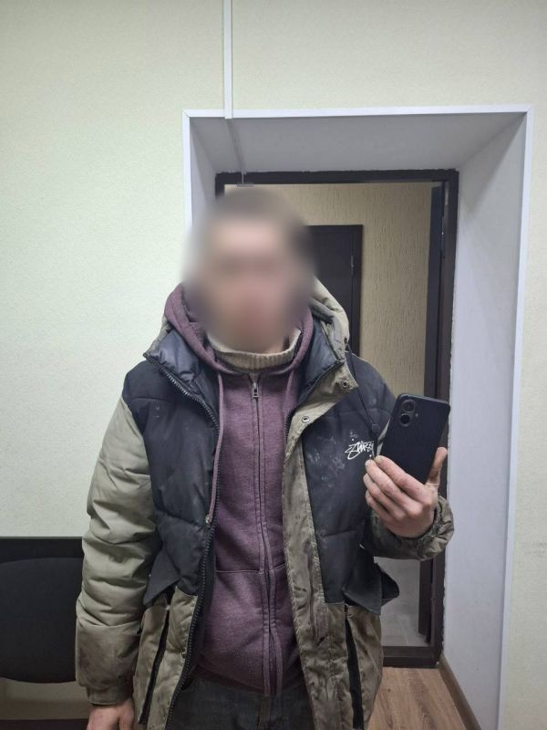 В Амвросиевке полицейские задержали мужчину за кражу