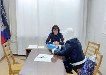 Заместитель главы администрации Амвросиевского муниципального округа Елена Крюкова провела прием граждан