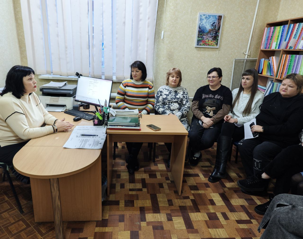 Сергей Желновач: Сегодня, 15 января, заместитель главы администрации городского округа Дебальцево Оксана Козлова встретилась с трудовым коллективом отделения социальной защиты населения №29 ГБУ ДНР «Республиканский центр...