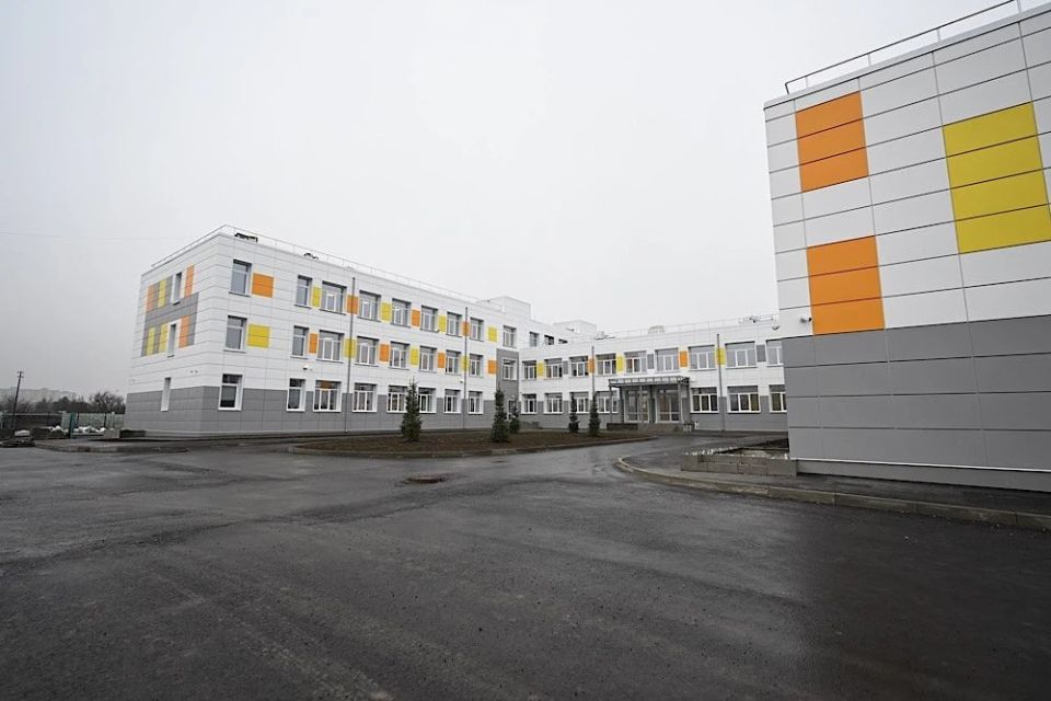 � ������ ������������� ������� ��������� � ���� ������������� ����������� ������� � �������������� ����� � 1, ������������ ����� � 1 � ����������� �������� ����� �. �. ����������