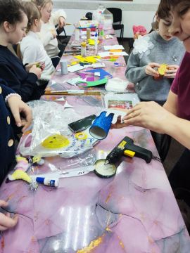 ���������� �����������. � ���������� �������� � ���������-��������� ������ ��. 40-����� ������ ����� ��� �����-�������� ������ ���������� ����������� �� ������������ ������