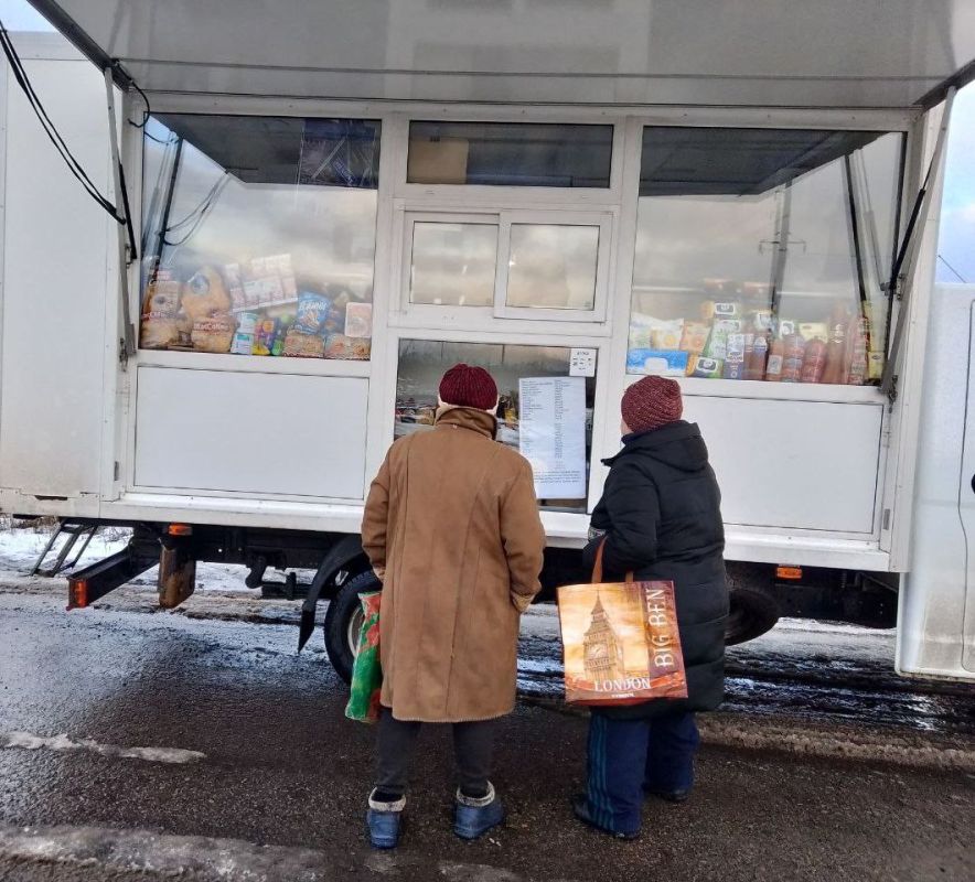 С 17 по 20 января 2026 года осуществлена выездная торговля с использованием автомагазинов в населенных пунктах городских округов Донецк, Горловка, Мариуполь, на территории г. Авдеевка, также Волновахского, Володарского...