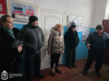 Депутат Старобешевского муниципального совета Партии «ЕДИНАЯ РОССИЯ» Светлана Клапша провела встречу с жителями села Петровское, , на которой были обсуждены вопросы, касающиеся жизни населенного пункта