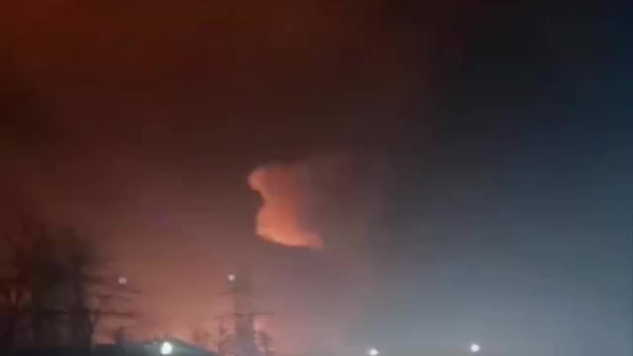 Сергей Желновач: Молодежь Донецка ночью приехала ликвидировать последствия обстрела в Дебальцево