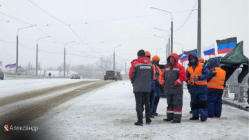 Удачного дня!. #НашОкруг #ЕнакиевоВобъективе #ТалантыЕнакиево