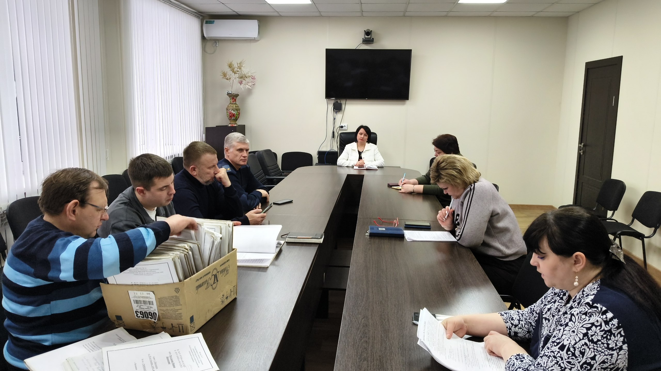 Сегодня,23января, состоялось заседание комиссии по установлению причиненного ущерба жилым помещениям в результате боевых действий на территории Волновахского муниципального округа