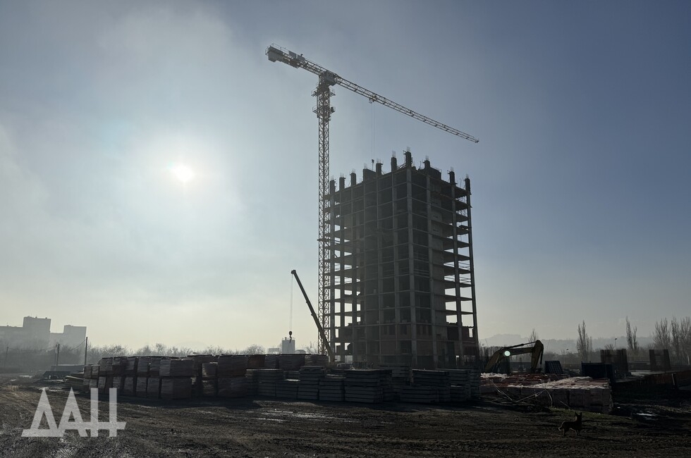 Более 40 многоквартирных домов введут в эксплуатацию в ДНР в текущем году