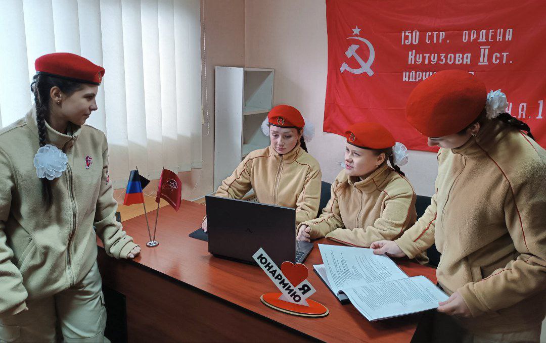 В Медиастудии «ЦЕНТР» состоялось важное собрание юнкоров, на котором была подробно обсуждена стратегия работы на ближайший период