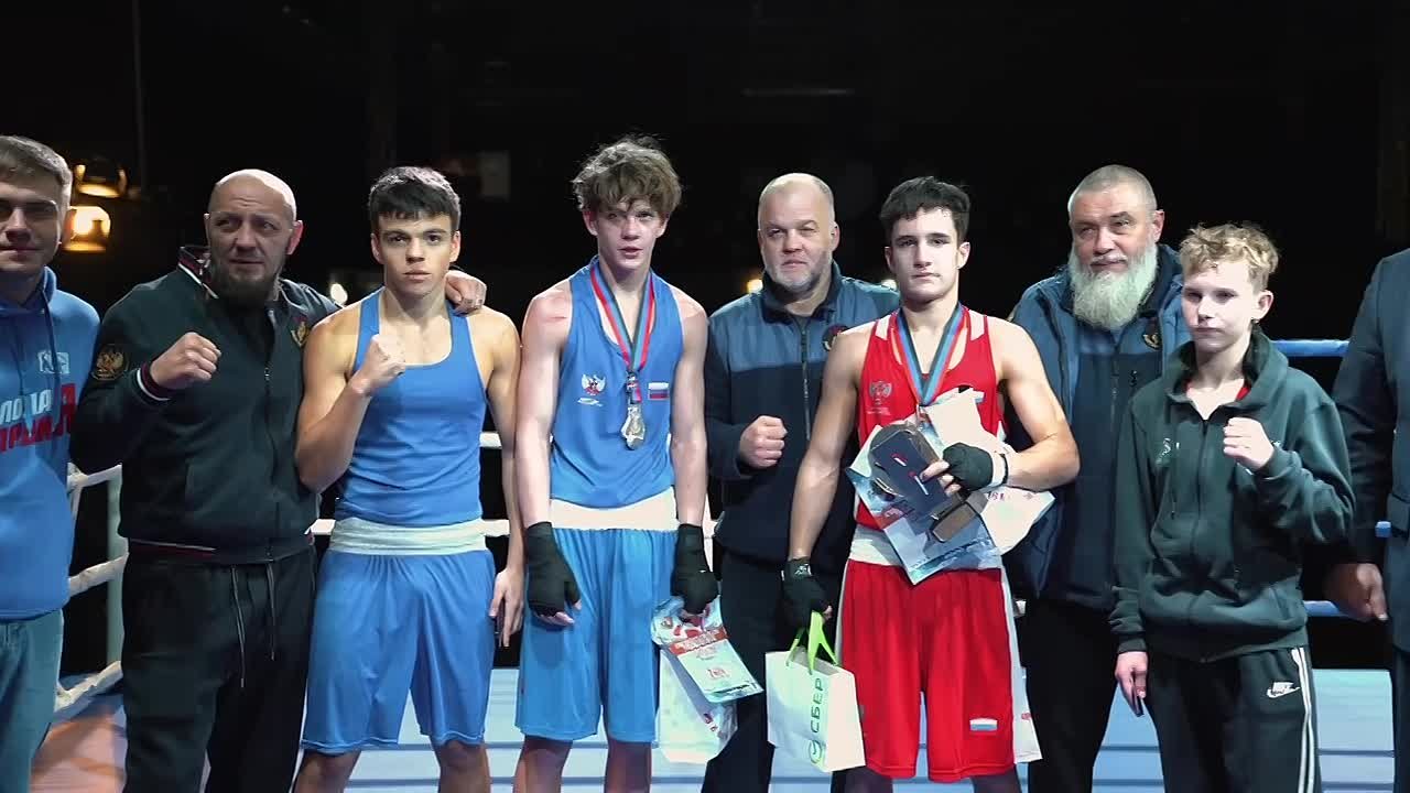 Состоялись финальные поединки по боксу, посвященные памяти мастера спорта СССР и тренера высшей категории А. А. Пашука