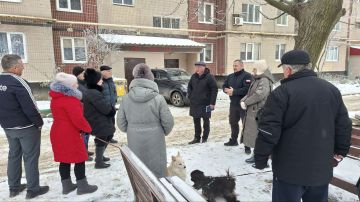 Максим Королюк провел сход граждан в Макеевке