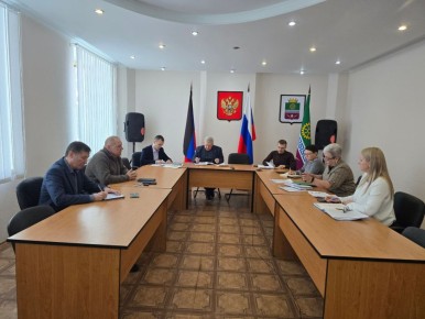 Николай Михайлов: Провел аппаратное совещание с руководителями структурных и территориальных подразделений Администрации Старобешевского муниципального округа, учреждений, организаций, предприятий