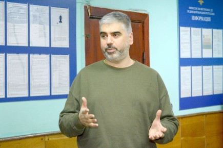 Алексей Дорофеев провел рабочую встречу с коллективом миграционной службы в Кировском районе