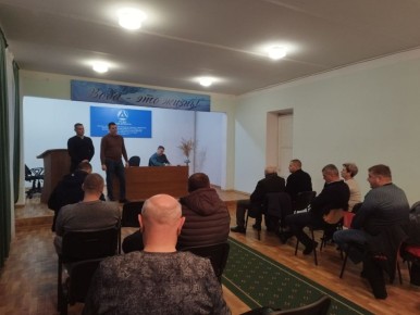 В рамках партийного проекта Единой России "Управдом" курирующий проектом совместно с председателем Тельмановского муниципального совета проведена встреча с работниками филиала Тельмановское ПУВКХ ГУП ДНР "Вода Донбасса"