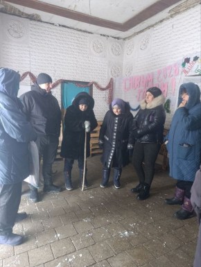 Сход с жителями села Белая Каменка