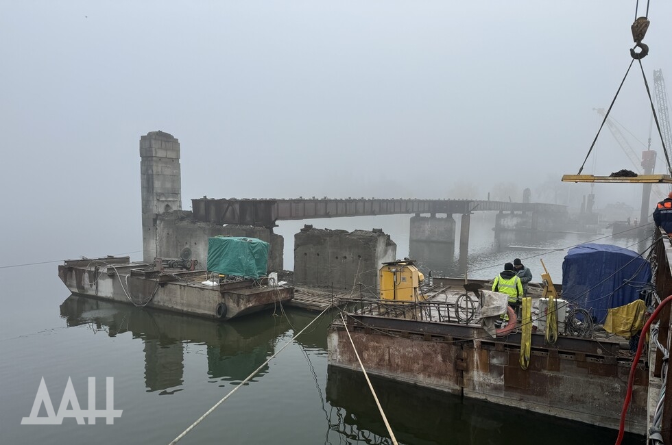 Пушилин рассказал о планах по ремонту 13 путепроводов и 11 мостов в 2026 году