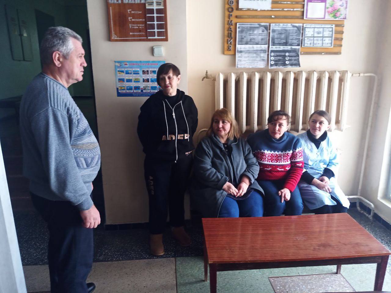 Встречи депутатов Народного Совета с трудовыми коллективами: обсуждение актуальных вопросов