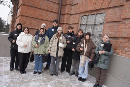 Мариупольцы чтят память жертв Холокоста