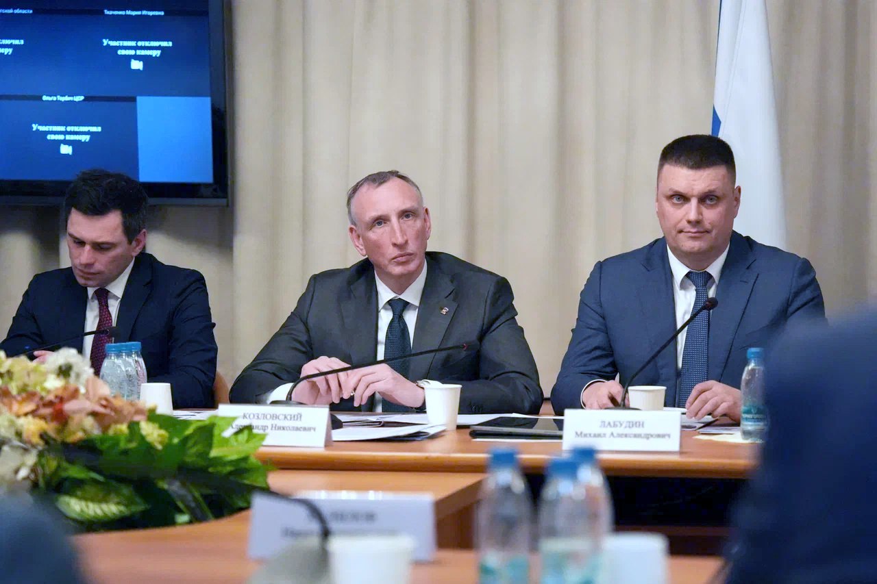 В Государственной Думе сегодня провели заседание Экспертного совета по развитию промышленной инфраструктуры при Комитете по промышленности и торговле