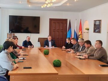 Внеочередное заседание Торезского городского совета