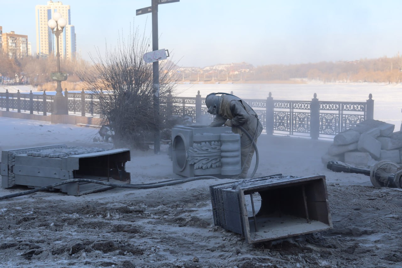 В процессе реставрации моста на пр. Ильича восстанавливают исторические элементы