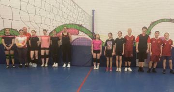 Дружеская встреча по волейболу