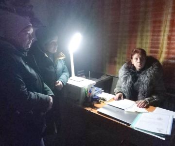 Ирина Попова провела прием граждан в селе Красная Поляна Великоновоселковского муниципального округа