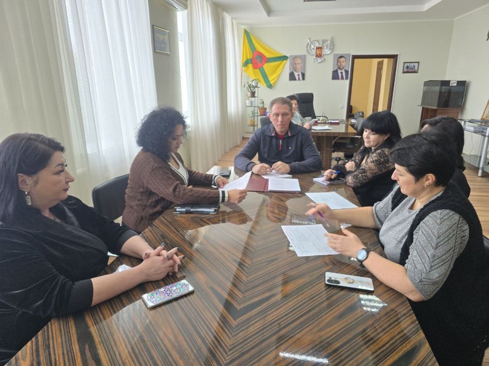 ��������� �������: ���������� ���������. 30 ������ ������ ������������ �������� ��������� � ������������� ���������� ��������, ������ �������������� ����� � ���������� � ������������� �� ������������