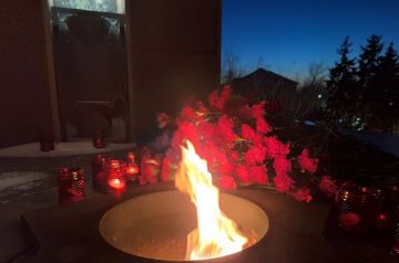 Молодежь ДНР провела акцию в преддверии Дня разгрома фашистов под Сталинградом