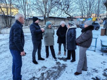 Депутат Торезского городского совета Донецкой Народной Республики Игорь Шинкарев провел встречу с населением в рамках работы проекта «Управдом»