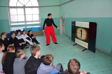 � ������ ������������� ������ �����-��������� � �������������� ��������������� ������ ������� ����� �� ����