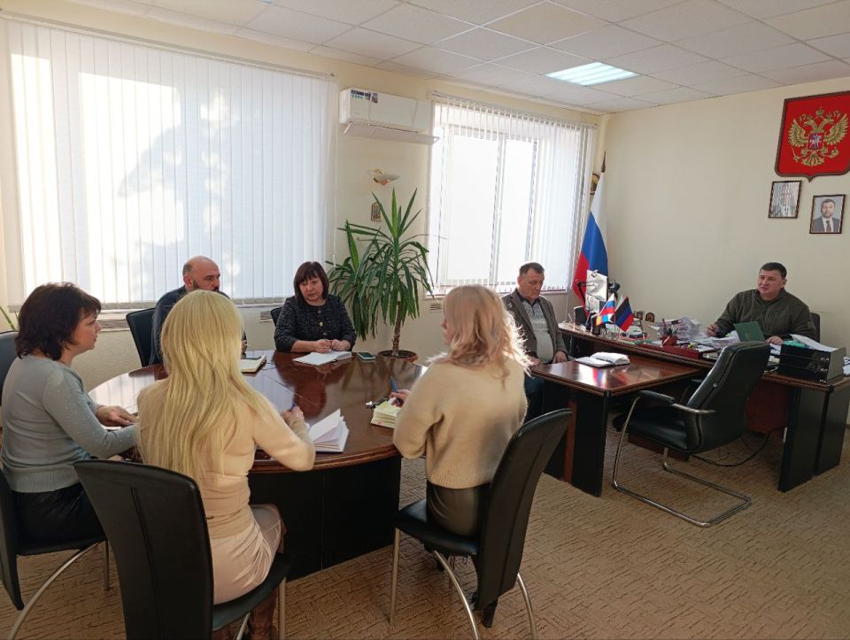 ����� �����: � ���� �������� ��������� �������� ������� ���������� ������-�������� ����, ���������� ���������� � ���������� ����� � ������ ������ �� ���������� �������������� �������������� ������