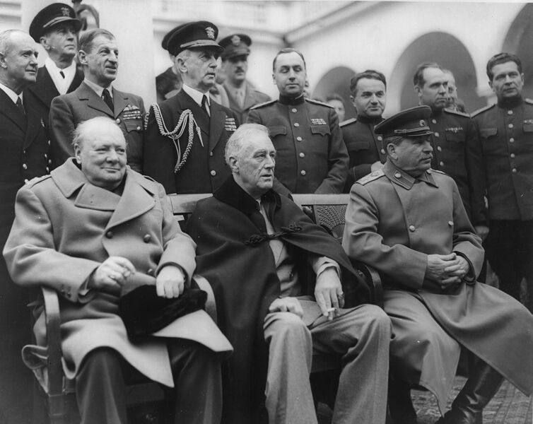 4 ������� 1945 ���� ��������� ��������� �����������