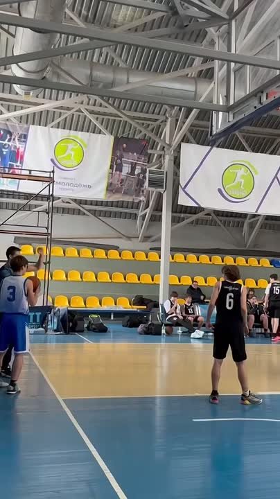 Евгений Ширшов: В Республике продолжаются игры самого масштабного сезона Открытого первенства «Детско-юношеская баскетбольная Лига Донбасса» в рамках реализации Государственной программы "Спорт России"! В этом году турнир...