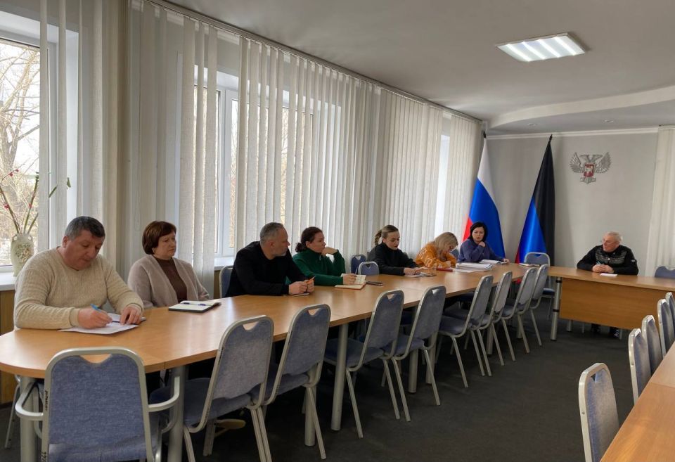 ������� ����������: � ��������� ������ �������� ���������� ��������� ������������ �������� �� ���������� �������� ���������� ��������� ����� � ������ ������������� ������� ��������������� ��� �����