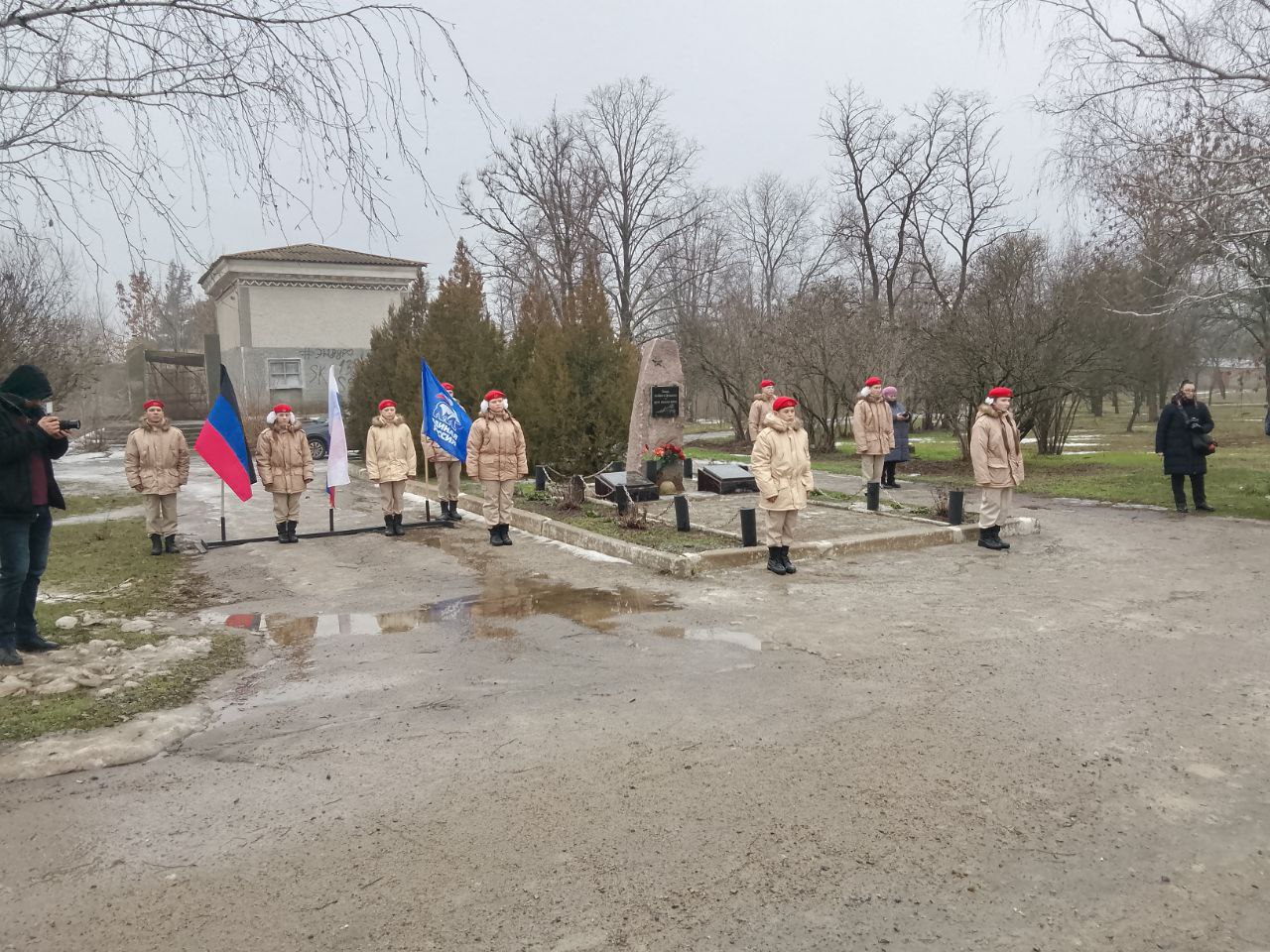 В Старобешевском округе прошел митинг - реквием «Рубцом на сердце лёг Афганистан»