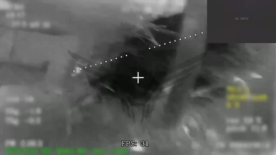 ��������� �������: ��������� ������������ 105-�� ��������� ����� AMX-10CR ���������� ����� ����������� ������� FPV-������ "��������" � ������ ����������