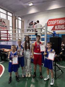 � 13 �� 15 ������� � ��������� ��������� (����������� �������) � �������� ������ ������ �� �����, ����������� 37� ��������� ������ ��������� ����� �� �����������