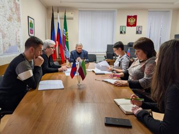 Николай Михайлов: Провел оперативное совещание по текущим вопросам