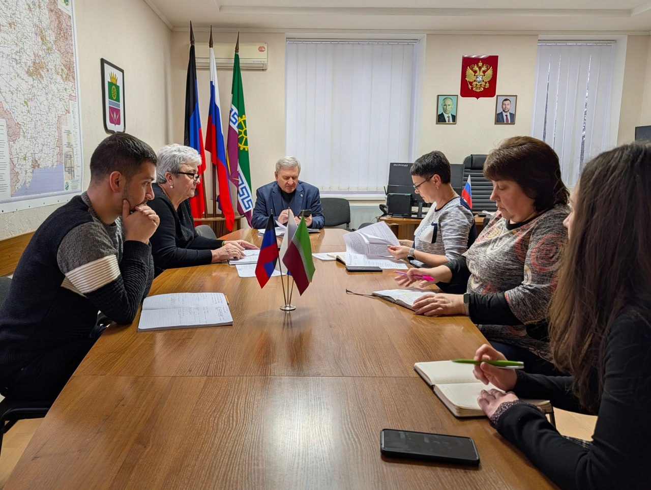 Николай Михайлов: Провел оперативное совещание по текущим вопросам